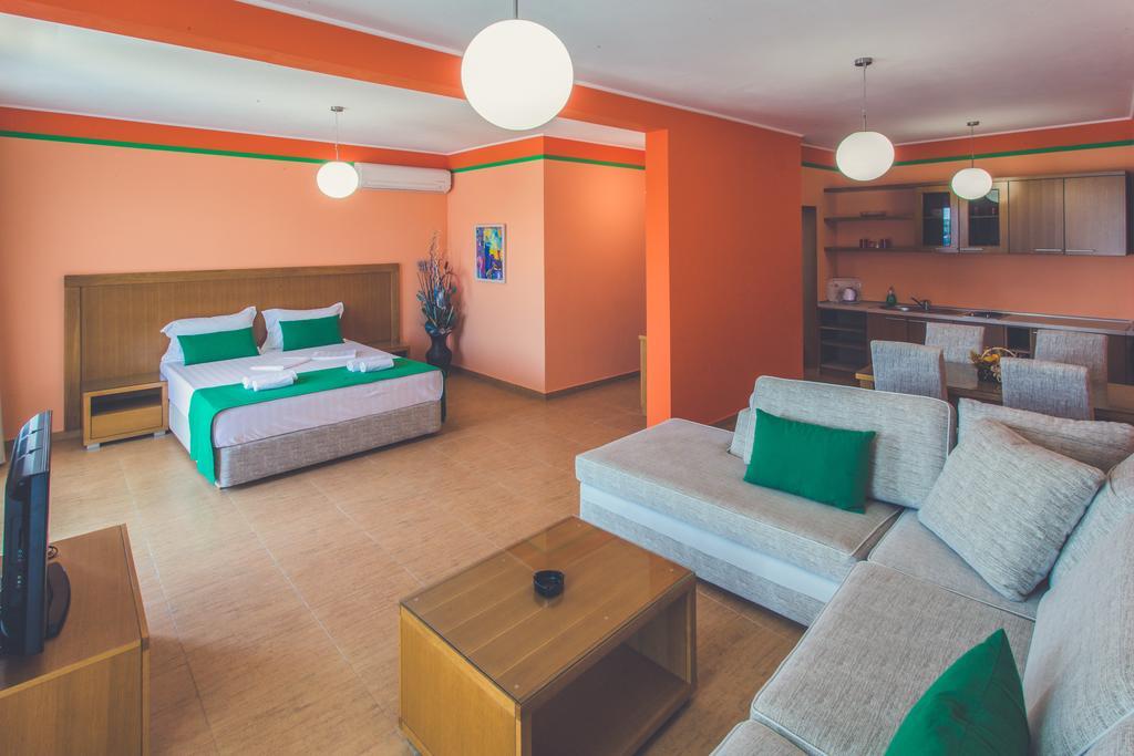 Apartments Deus Добра-Вода Номер фото