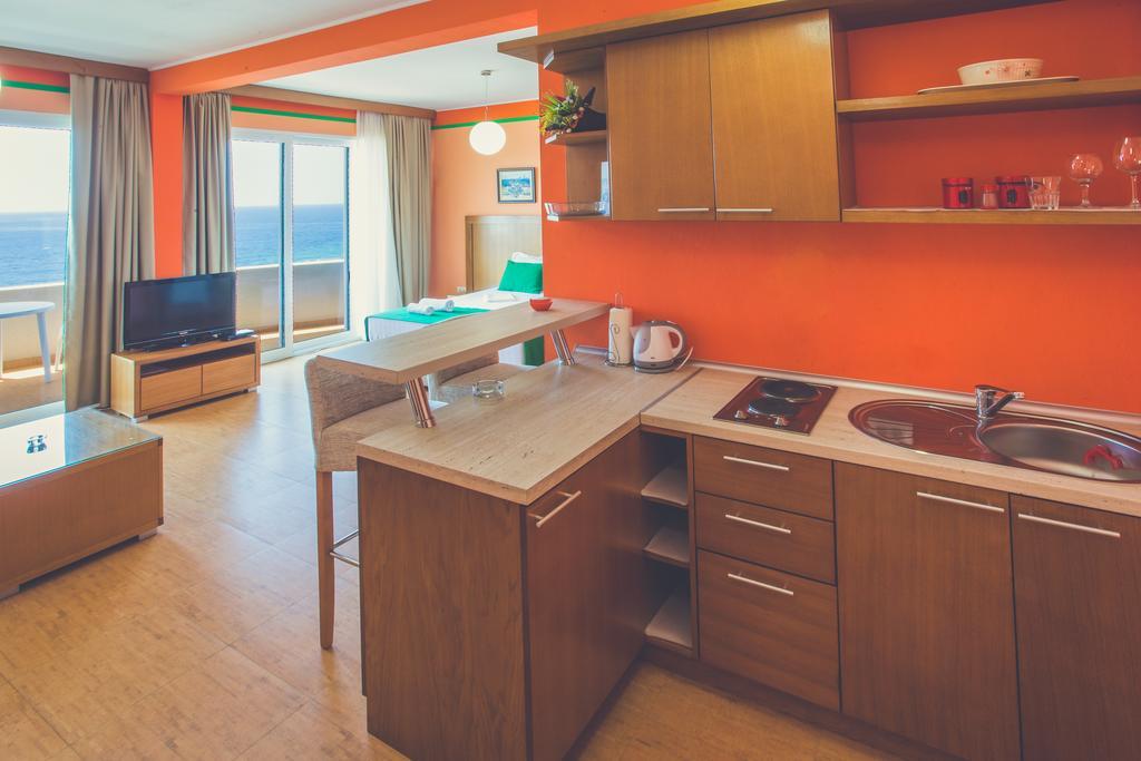 Apartments Deus Добра-Вода Номер фото