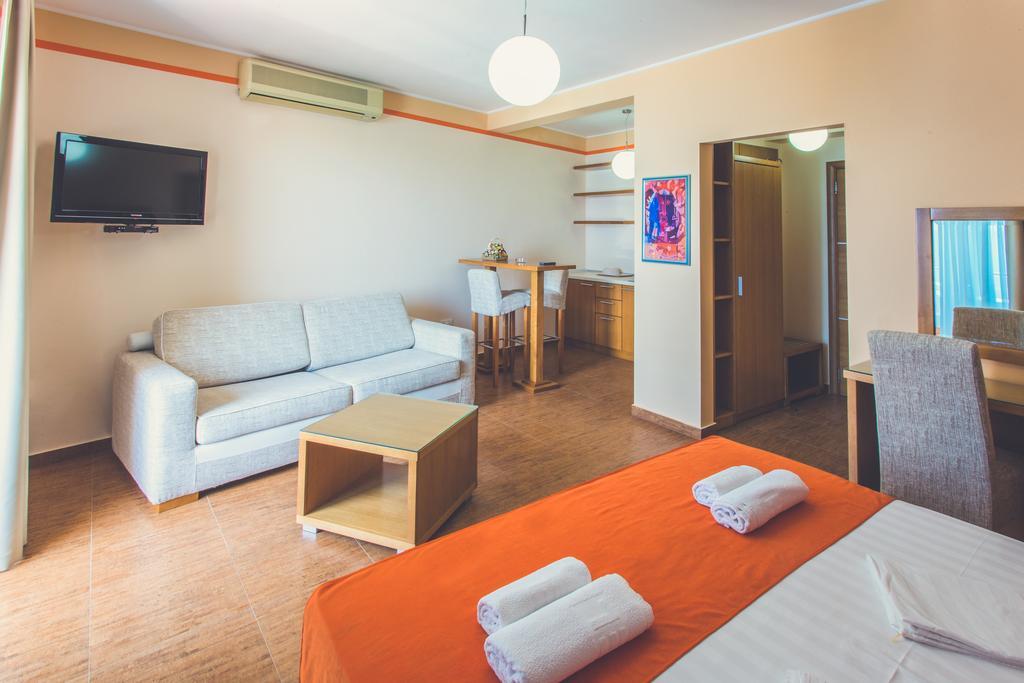 Apartments Deus Добра-Вода Номер фото