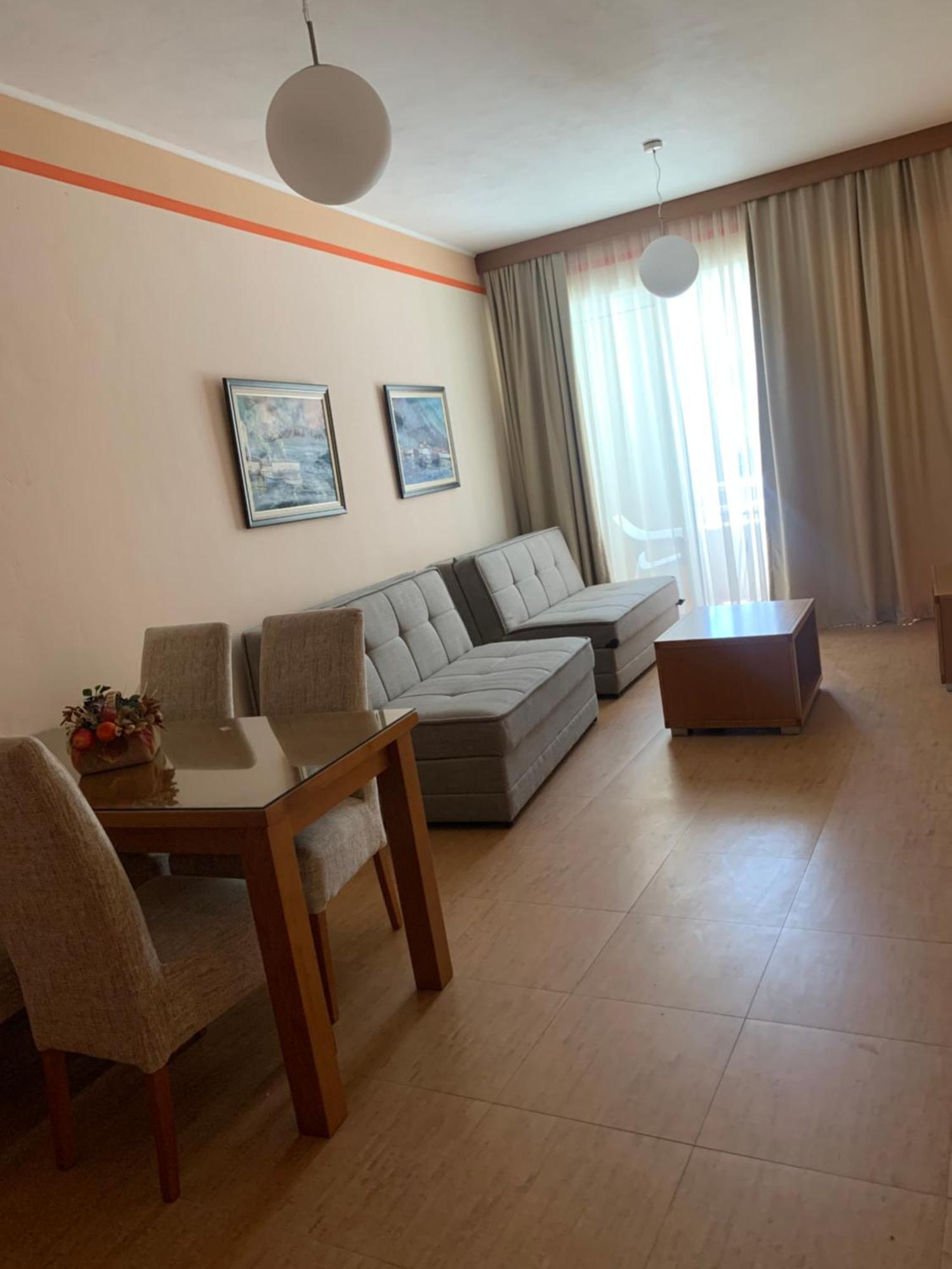 Apartments Deus Добра-Вода Экстерьер фото